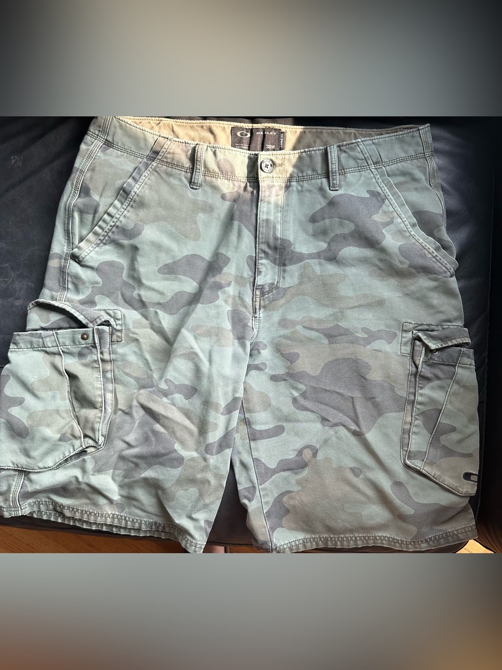Oakley Men's Green Camo Cargo Shorts